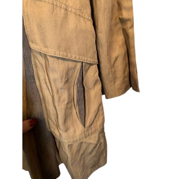 CAbi Beige Cotton Blend 3 Button Front Deep Pockets Lined Coat Women Sz M - Picture 9 of 13